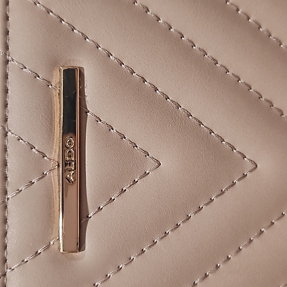 ALDO Champagne pink wallet - Picture 12 of 12